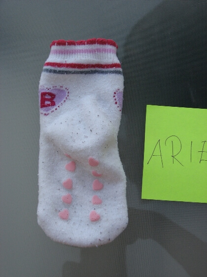 Koszeltávolítás - mosószer mosás, enyhén koszos zokni Koszeltávolítás - mosószer mosás, enyhén koszos zokni