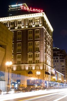 lenox_usa_01.jpg lenox_usa_01.jpg